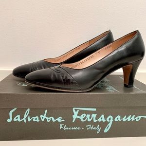 Vintage Ferragamo Black Heels Lizard Skin Trim